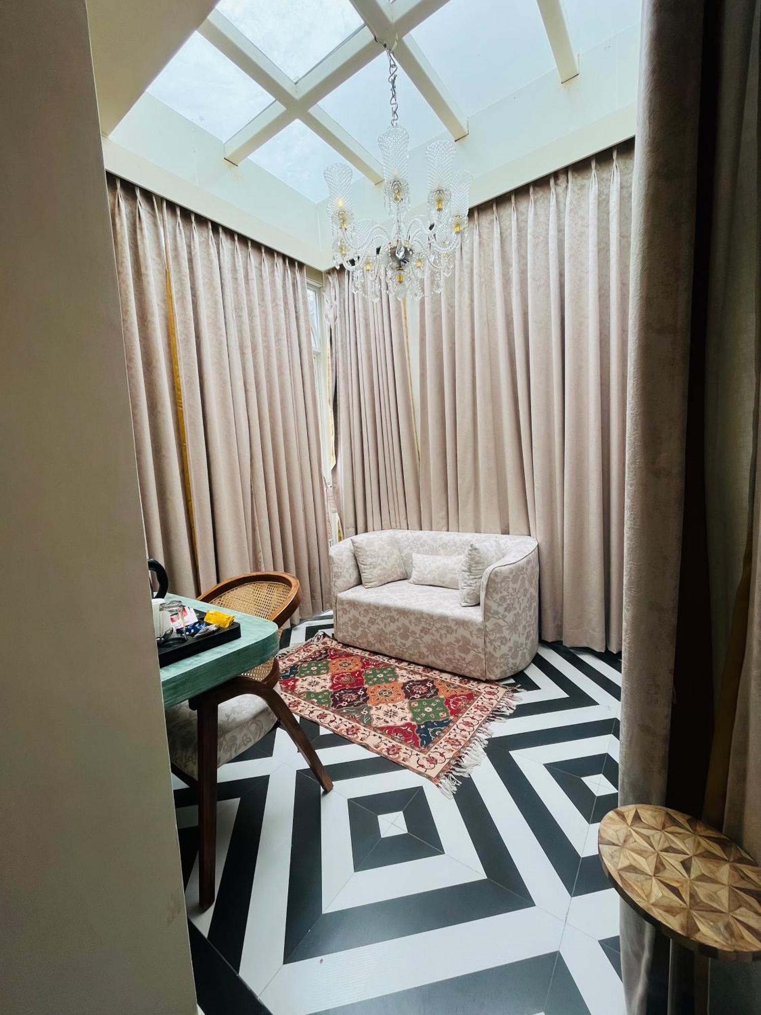 होटल Banaras - A Boutique 3*