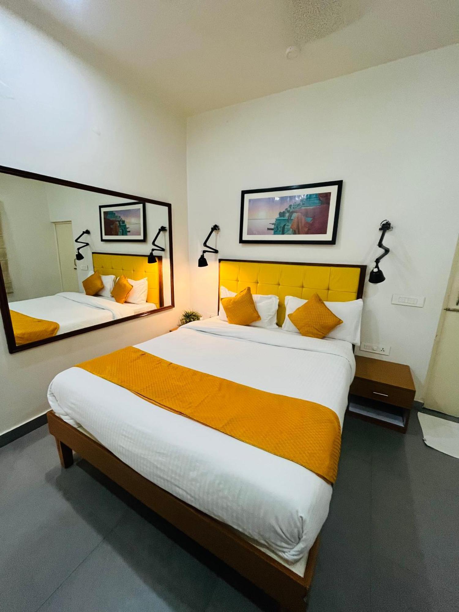 Banaras - A Boutique 3*
